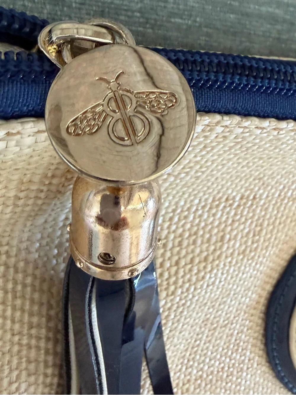 Bee classic beige
